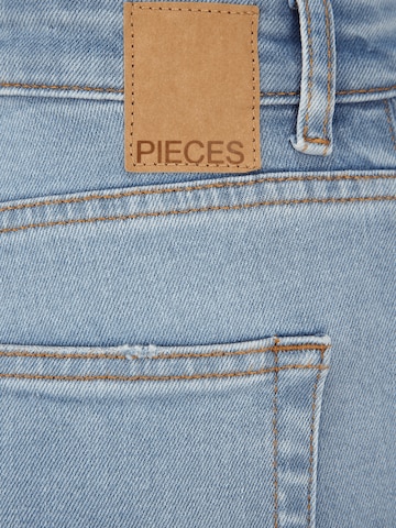 Pieces Petite Skinny Jeans 'Leah' in Blauw