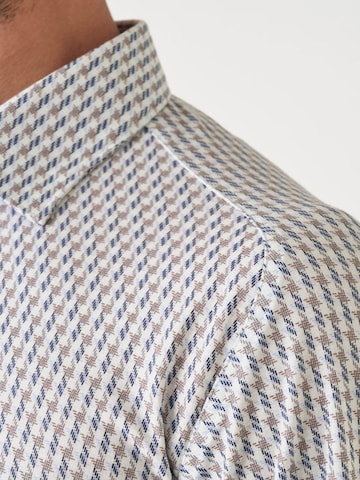 DESOTO Slim Fit Hemd in Beige