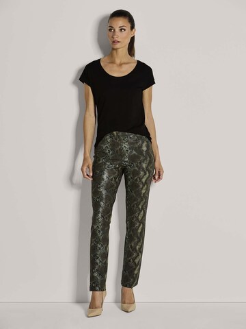 MADELEINE Regular Broek in Groen