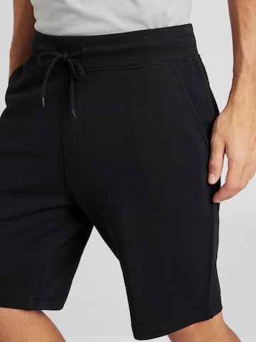 regular Pantaloni di UNITED COLORS OF BENETTON in nero
