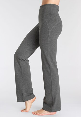 VIVANCE Regular Workout Pants in Grey