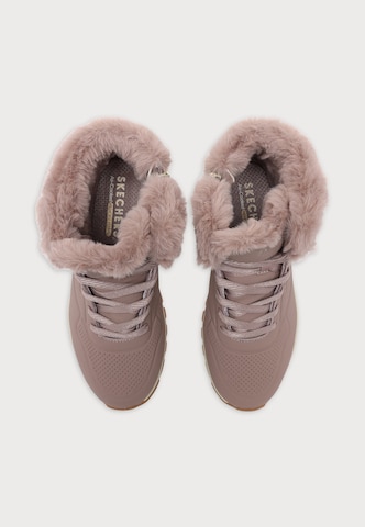 purpurinė SKECHERS Suvarstomieji kulkšnis dengiantys batai 'UNO RUGGED'