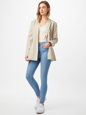 LEVI'S ® Shirt 'Perfect Vneck' in Orange