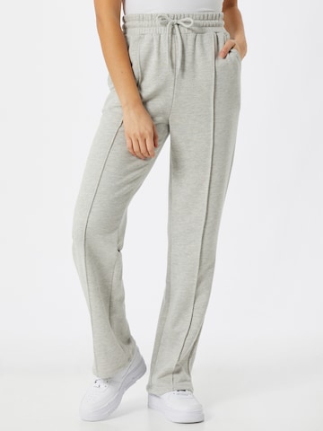 Loosefit Pantalon NA-KD en gris : devant