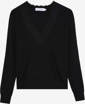 Scalpers Sweater in Black: front