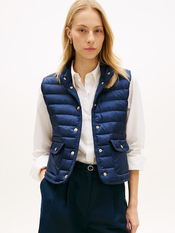 Gilet TOMMY HILFIGER en bleu : devant