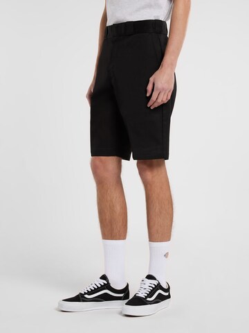 regular Pantaloni con piega frontale '874' di DICKIES in nero