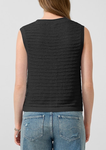 QS Vest in Black