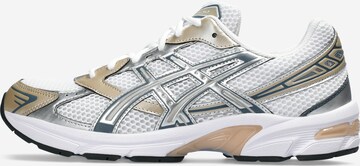 ASICS SportStyle Sneakers in White: front