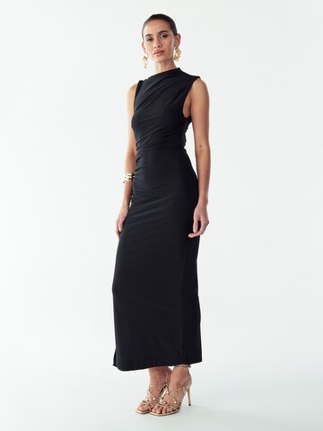 St MRLO - Vestido de noche 'AURORA' en negro