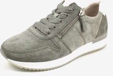 GABOR Sneakers laag in Grijs: voorkant