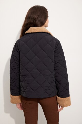 Envii Between-Season Jacket 'Xenon' in Black