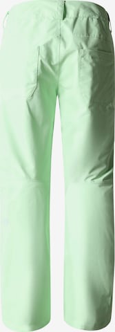 Regular Pantalon outdoor THE NORTH FACE en vert