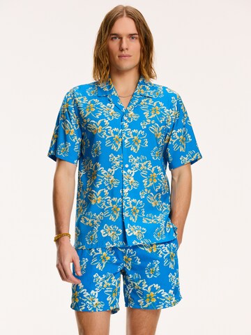 Shiwi Regular fit Button Up Shirt in Blue: front