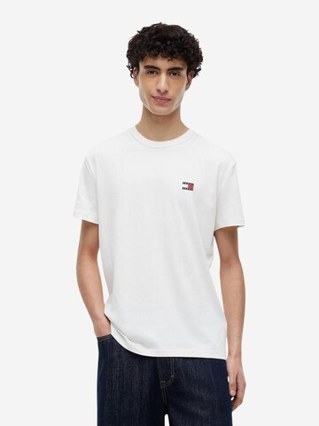 Maglietta 'DM0DM20322' di Tommy Jeans in bianco