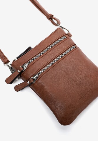 Emily & Noah Crossbody Bag ' Emma ' in Brown