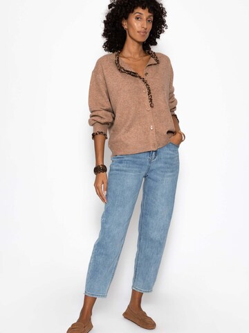 SASSYCLASSY Strickjacke in Beige