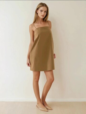 Hiccup - Vestido em bege