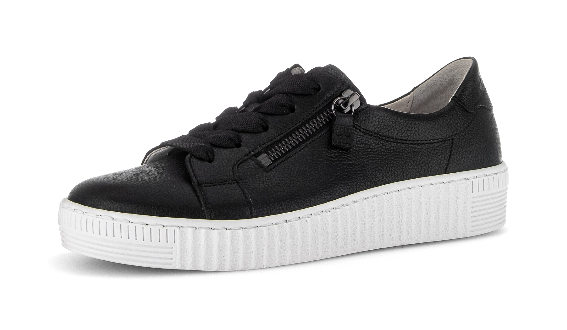 GABOR Sneaker in Schwarz: Vorderseite