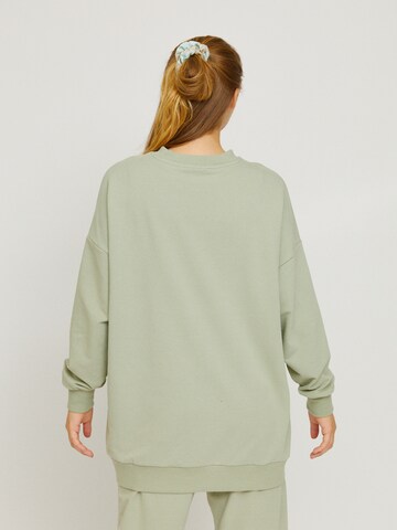 mazine Sweatshirt 'Vivian' in Grün