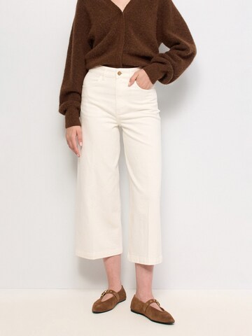 Salsa Jeans Tapered Jeans in White: front