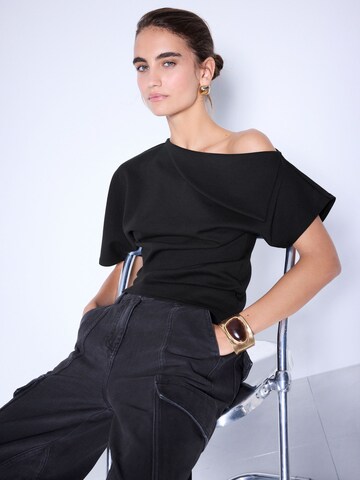 T-shirt Next en noir
