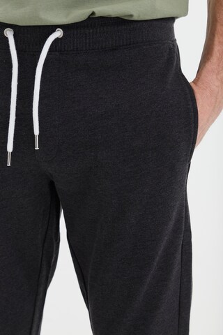 !Solid Regular Pants 'TAMBERT' in Grey