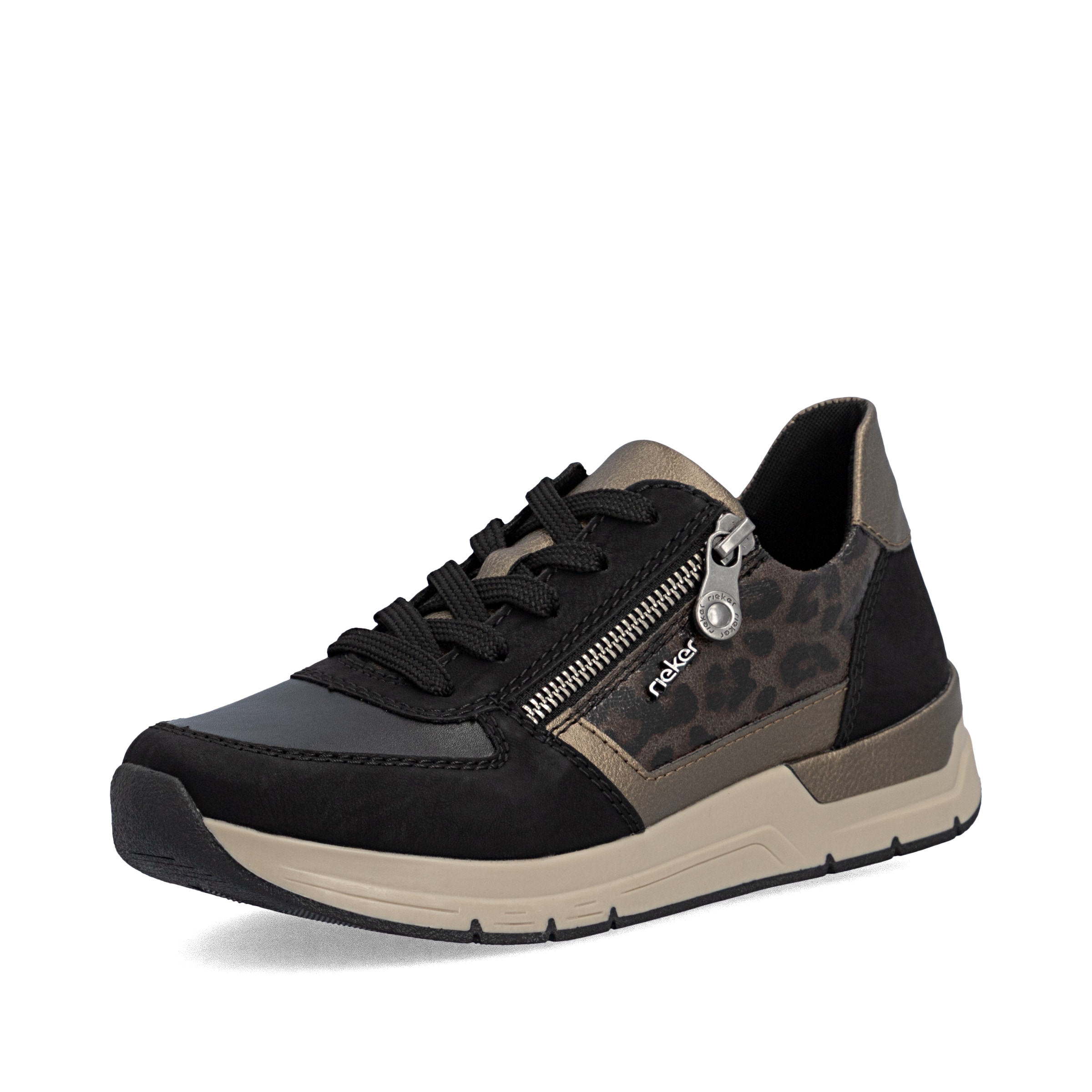 Baskets basses Rieker en noir : devant