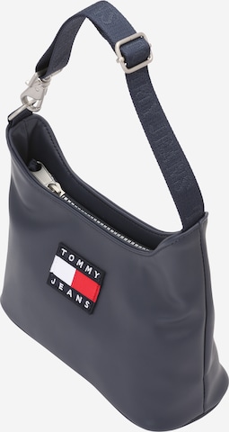 Tommy Jeans Shoulder Bag in Blue: front