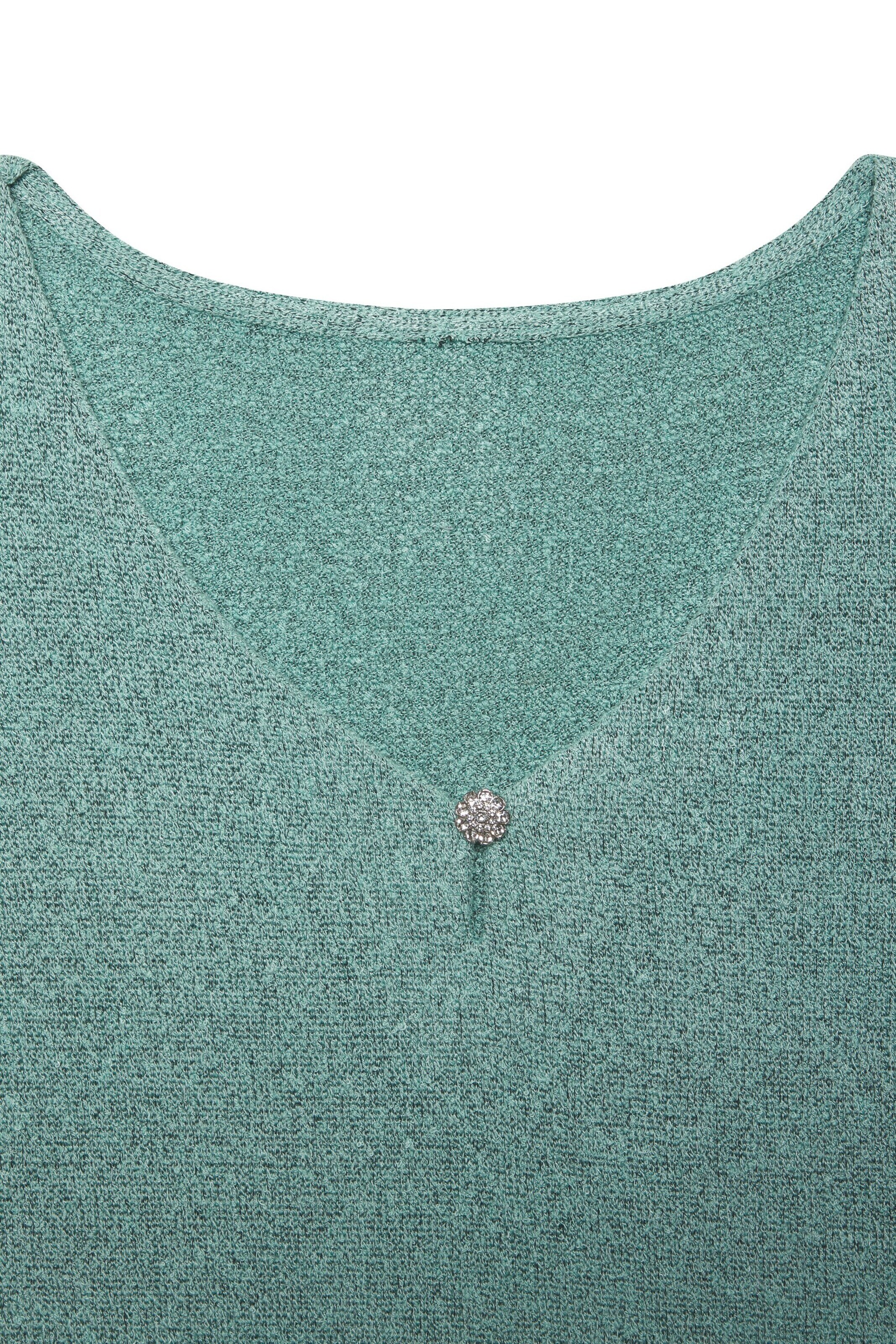 LASCANA Sweater in Green