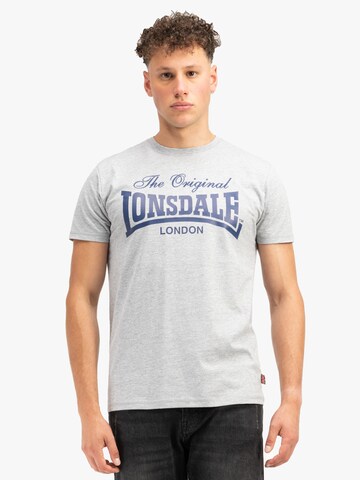 T-Shirt 'Colsbrooke' LONSDALE en gris : devant