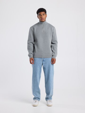 America Today Sweater in Grey