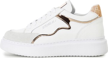 Sneaker bassa di CAFè NOIR in bianco: frontale