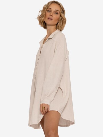 SASSYCLASSY Bluse i beige