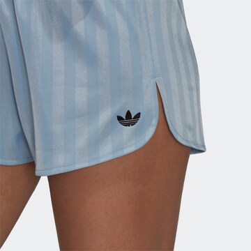 ADIDAS ORIGINALS Loosefit Nadrág - kék