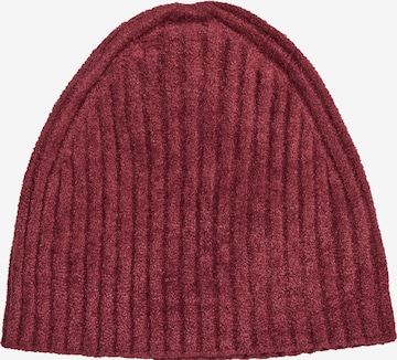 s.Oliver Beanie in Red: front