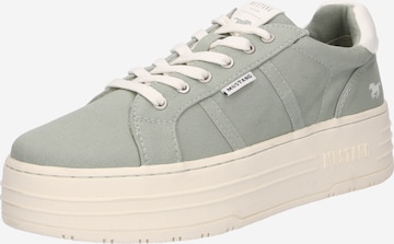 MUSTANG Sneakers laag in Groen: voorkant