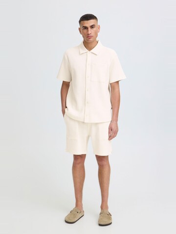 !Solid Regular Pants ' SDAlann ' in Beige
