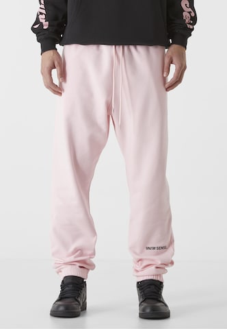 Loosefit Pantaloni 'Essential' di 9N1M SENSE in rosa: frontale