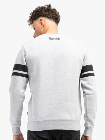 LONSDALE - Sudadera ' GLESPIN ' en gris