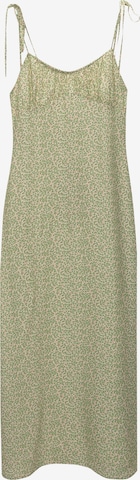 Abito estivo di Pull&Bear in verde: frontale