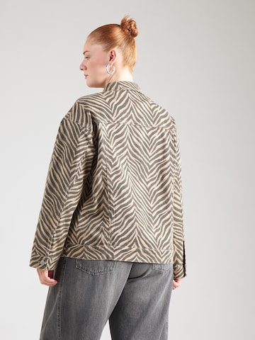 Vero Moda Curve Демисезонная куртка 'VMCTessa' в Коричневый