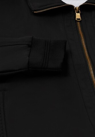 Reiswood Between-Season Jacket in Black