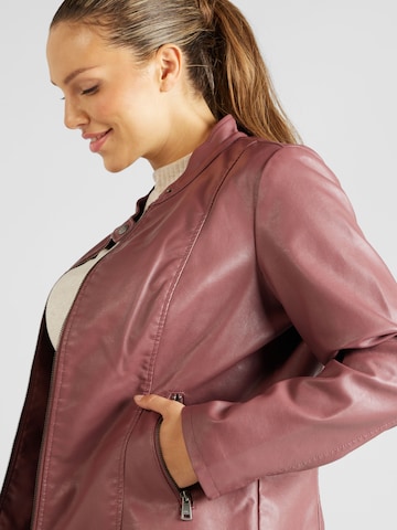 Veste mi-saison 'NEW MELISA' ONLY Carmakoma en rose