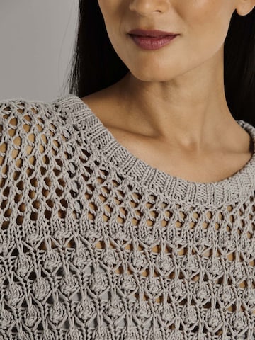 MADELEINE Pullover in Braun