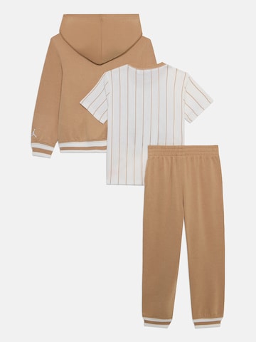 Set di Jordan in beige