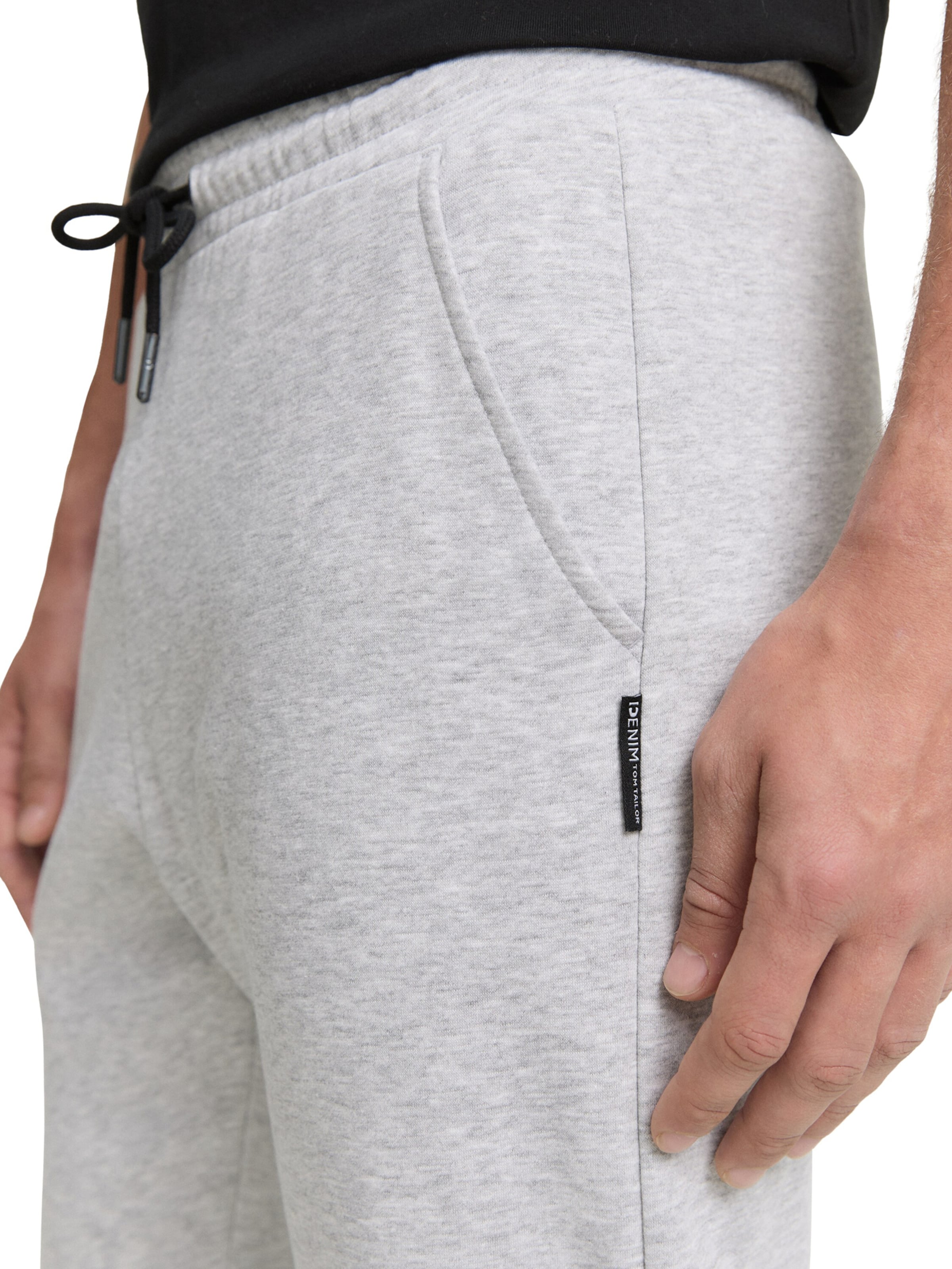 TOM TAILOR DENIM - Tapered Pantalón en gris