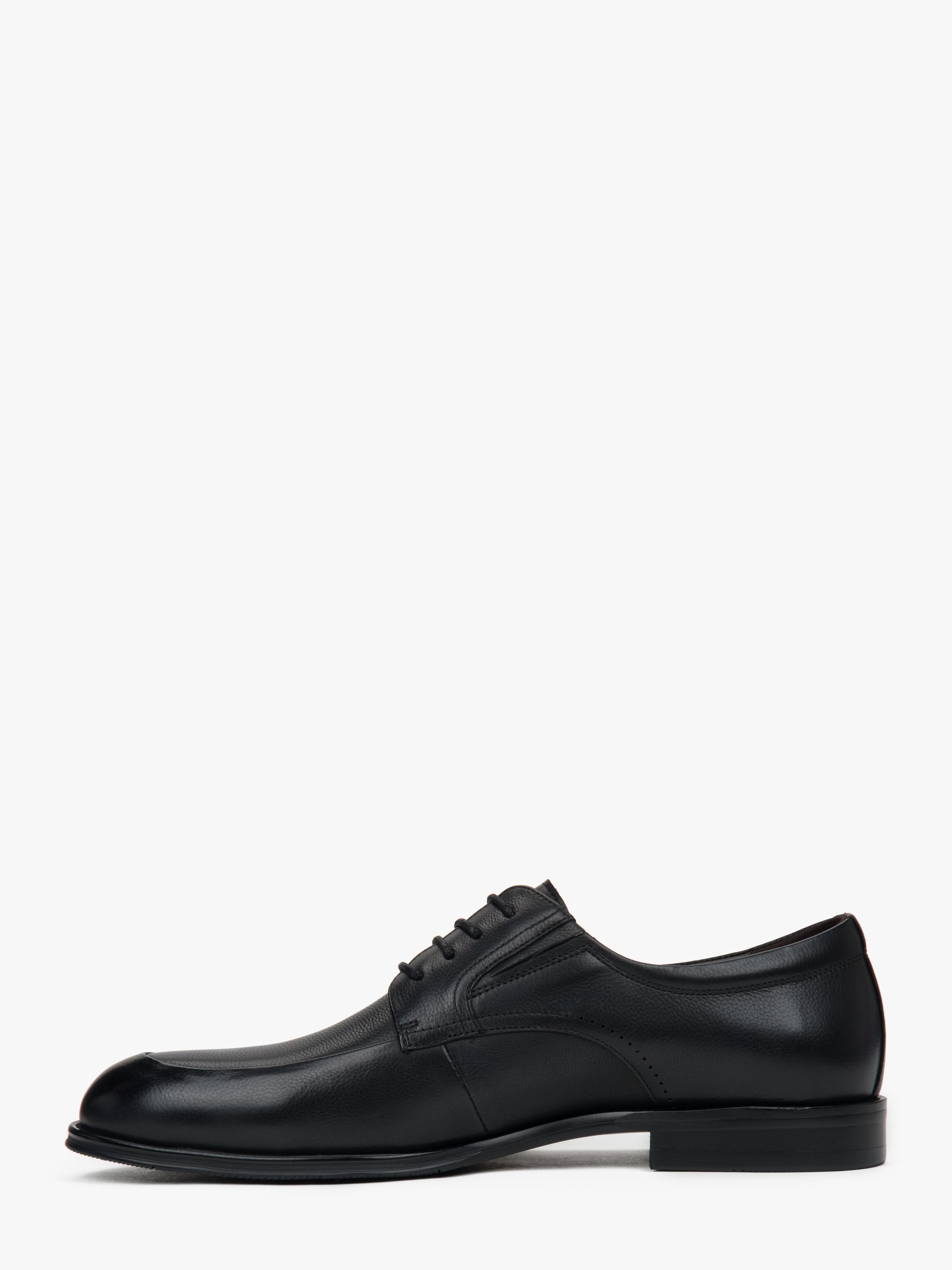 Estro Moccasins '8039-3' in Black: front