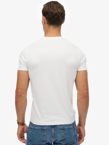 Superdry & Co Paita 'ESSENTIAL' värissä valkoinen