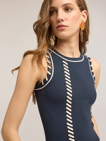 Pull-over MOTIVI en bleu